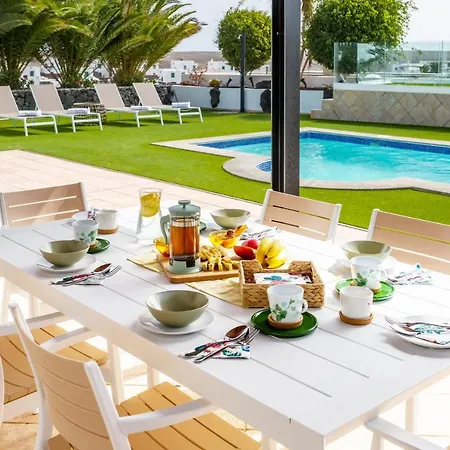 Casa Hannah Vila *