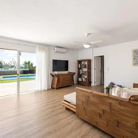 Casa Hannah Vila *